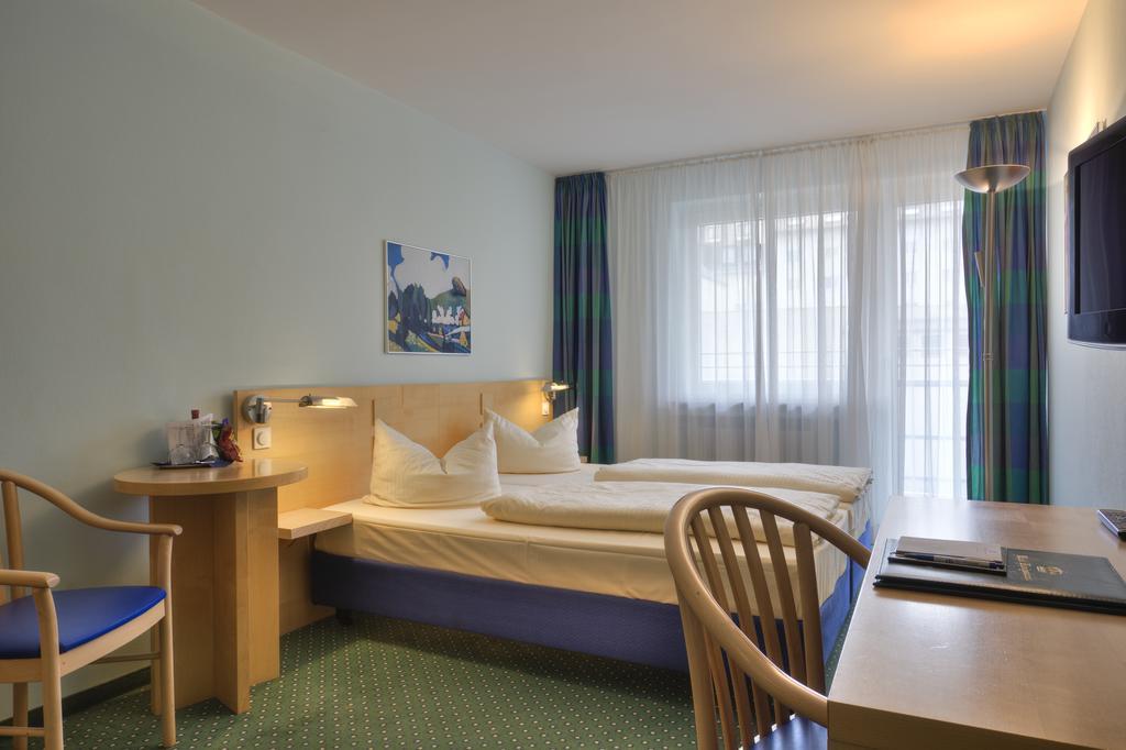 Hotel Konigswache Мюнхен Екстер'єр фото