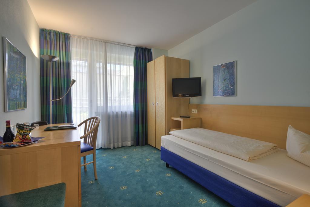 Hotel Konigswache Мюнхен Екстер'єр фото