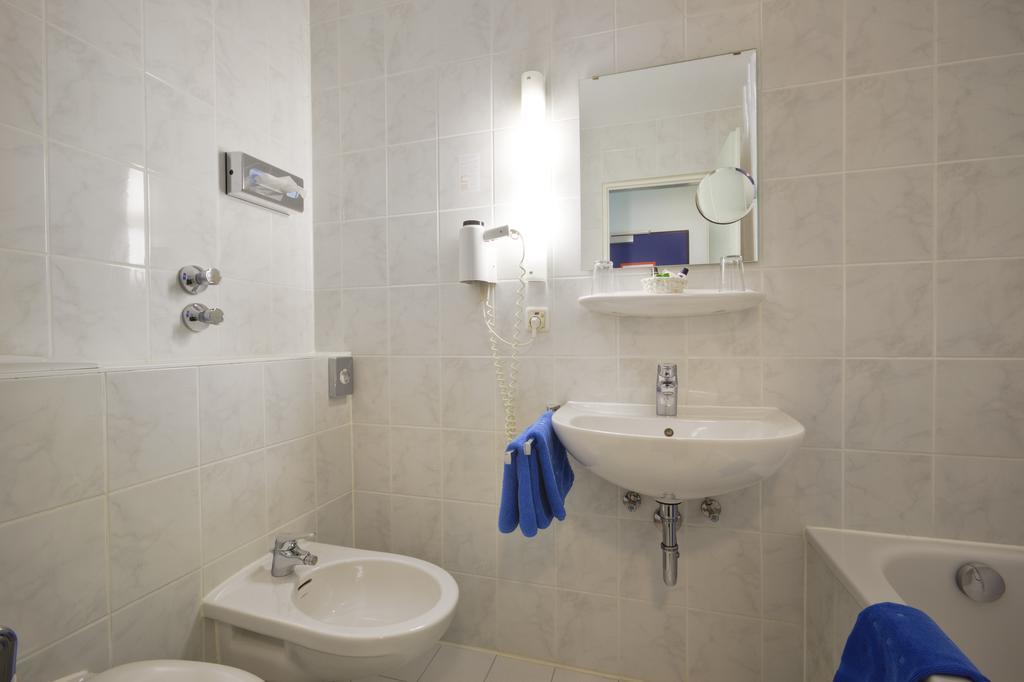 Hotel Konigswache Мюнхен Екстер'єр фото